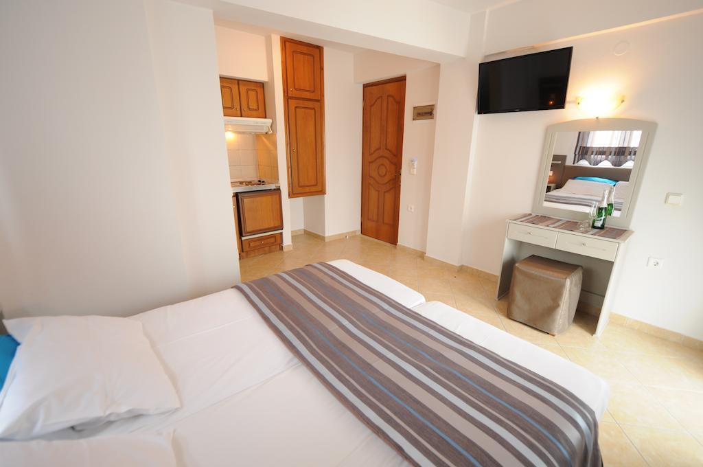 Hotel Asterias Limenaria  Room photo